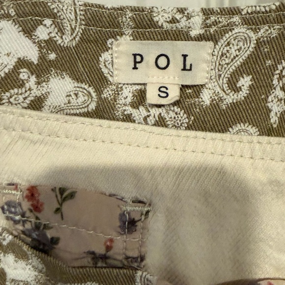 POL Almond Denim Floral Lover
Embroidery Patchwork Overalls - Picture 2 of 10